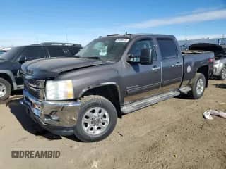 2011 Chevrolet Silverado 3500HD SRW LT z VIN 1GC4K0C88BF229975, wystawiony jako Copart lot #81095814 z przebiegiem 88 656 mil mil oraz Szkoda całkowita • Salvage title. Historia ofert i sprzedaży dostępna na DreamBid. Obrazek 1.
