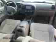 2004 Toyota Tundra SR5 z VIN 5TBBT44184S439680, wystawiony jako Copart lot #69971965 z przebiegiem 219 367 mil mil oraz Czysty tytuł • Clean title. Historia ofert i sprzedaży dostępna na DreamBid. Obrazek 8.