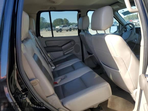 2007 Ford Explorer XLT с VIN 1FMEU63E37UB61090, выставлен на аукционе Copart как лот 80062655 с пробегом 153 427 миль миль и Списание • Salvage title. История ставок и продаж доступна на DreamBid. Изображение 10.