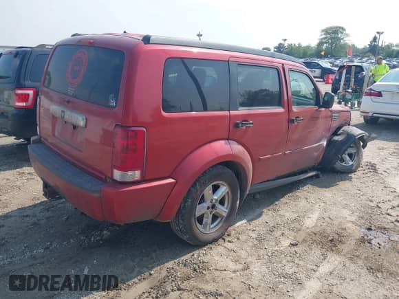2007 Dodge Nitro SLT с VIN 1D8GU58K27W609248, выставлен на аукционе IAAI как лот 42436182 с пробегом 121 297 миль миль и . История ставок и продаж доступна на DreamBid. Изображение 4.