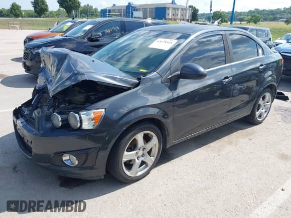 2015 Chevrolet Sonic LTZ с VIN 1G1JE5SB6F4116315, выставлен на аукционе IAAI как лот 42678545 с пробегом Не указан миль и . История ставок и продаж доступна на DreamBid. Изображение 16.