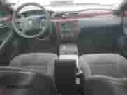 2006 Chevrolet Impala Police Unmarked Police z VIN 2G1WS581669422179, wystawiony jako Copart lot #81821844 z przebiegiem 108 491 mil mil oraz Czysty tytuł • Clean title. Historia ofert i sprzedaży dostępna na DreamBid. Obrazek 8.