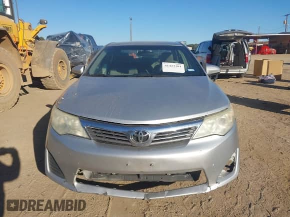 2014 Toyota Camry L with VIN 4T4BF1FK2ER440325, listed as a IAAI auction lot 41423301 with 271,563 mi miles and . Bid and sale history available at DreamBid. Image 12.