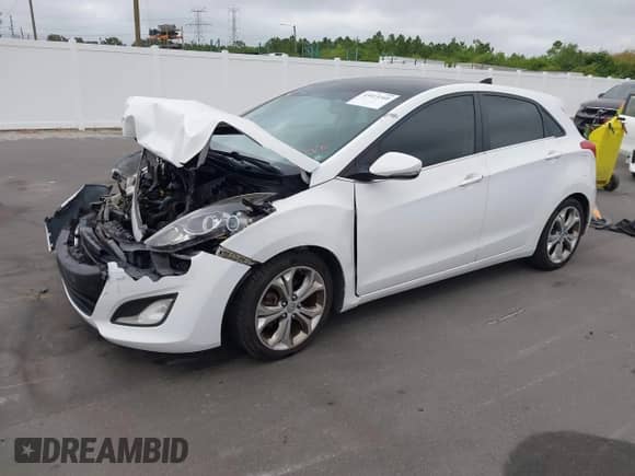 2013 Hyundai Elantra с VIN KMHD35LE9DU049074, выставлен на аукционе IAAI как лот 43415160 с пробегом 133 383 миль миль и . История ставок и продаж доступна на DreamBid. Изображение 18.