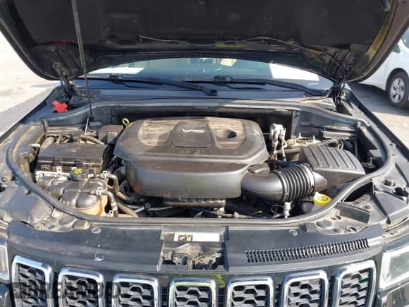 2018 Jeep Grand Cherokee Altitude with VIN 1C4RJEAGXJC247040, listed as a IAAI auction lot 42928303 with 84,955 mi miles and . Bid and sale history available at DreamBid. Image 10.