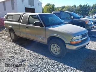 2002 Chevrolet S-10 LS с VIN 1GCDT19W928202054, выставлен на аукционе IAAI как лот 43340969 с пробегом 119 936 миль миль и . История ставок и продаж доступна на DreamBid. Изображение 1.