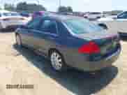 2007 Honda Accord LX SE z VIN 1HGCM66497A064283, wystawiony jako IAAI lot #42661272 z przebiegiem 237 163 mil mil oraz . Historia ofert i sprzedaży dostępna na DreamBid. Obrazek 3.