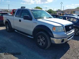2008 Ford F-150 XLT with VIN 1FTPX14598FA62821, listed as a IAAI auction lot 43116594 with 200,780 mi miles and . Bid and sale history available at DreamBid. Image 1.