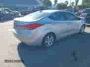 2013 Hyundai Elantra GLS z VIN 5NPDH4AEXDH290770, wystawiony jako IAAI lot #43337517 z przebiegiem 99 331 mil mil oraz . Historia ofert i sprzedaży dostępna na DreamBid. Obrazek 4.