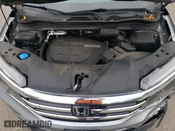 2016 Honda Pilot Touring with VIN 5FNYF6H94GB095794, listed as a Copart auction lot 72895044 with 102,246 mi miles and Salvage title. Bid and sale history available at DreamBid. Image 13.