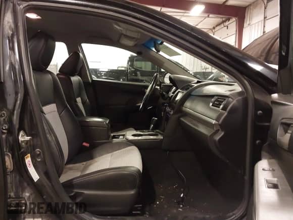 2014 Toyota Camry LE with VIN 4T1BF1FK1EU419525, listed as a IAAI auction lot 43215969 with 139,255 mi miles and . Bid and sale history available at DreamBid. Image 5.