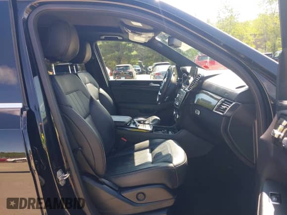 2018 Mercedes-Benz GLS 450 with VIN 4JGDF6EE3JB073582, listed as a IAAI auction lot 42404514 with 146,617 mi miles and . Bid and sale history available at DreamBid. Image 5.