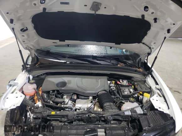 2024 Dodge Hornet R/T z VIN ZACPDFCW6R3A33508, wystawiony jako Copart lot #82019034 z przebiegiem 4 649 mil mil oraz Czysty tytuł • Clean title. Historia ofert i sprzedaży dostępna na DreamBid. Obrazek 12.