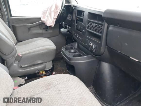 2021 Chevrolet Express Cargo with VIN 1GCWGAF70M1311573, listed as a IAAI auction lot 41619239 with 46,728 mi miles and . Bid and sale history available at DreamBid. Image 5.