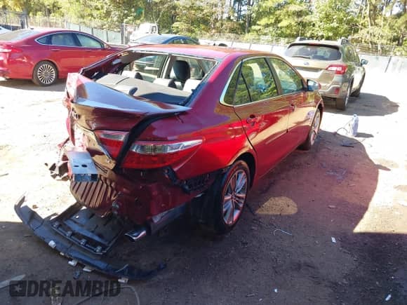 2017 Toyota Camry SE with VIN 4T1BF1FK3HU728501, listed as a IAAI auction lot 43450306 with 84,006 mi miles and . Bid and sale history available at DreamBid. Image 4.