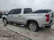 2020 Chevrolet Silverado 1500 Custom с VIN 1GCUYBEFXLZ258111, выставлен на аукционе Copart как лот 57604535 с пробегом 72 365 миль миль и На запчасти • Non repairable. История ставок и продаж доступна на DreamBid. Изображение 2.