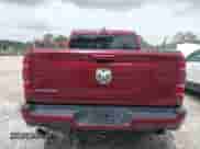 2021 Ram 1500 Laramie z VIN 1C6RREJT1MN767990, wystawiony jako IAAI lot #42127495 z przebiegiem 80 037 mil mil oraz . Historia ofert i sprzedaży dostępna na DreamBid. Obrazek 16.