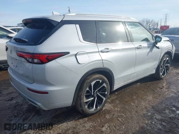 2023 Mitsubishi Outlander SEL with VIN JA4J4VA83PZ037828, listed as a IAAI auction lot 41615088 with 14,053 mi miles and . Bid and sale history available at DreamBid. Image 4.
