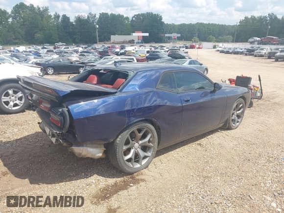 2015 Dodge Challenger SXT Plus с VIN 2C3CDZBG9FH869768, выставлен на аукционе IAAI как лот 43157895 с пробегом 170 091 миль миль и . История ставок и продаж доступна на DreamBid. Изображение 4.