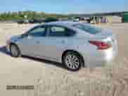 2015 Nissan Altima 2.5 with VIN 1N4AL3AP2FC468673, listed as a Copart auction lot 81728075 with 95,583 mi miles and Salvage title. Bid and sale history available at DreamBid. Image 2.