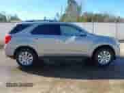 2010 Chevrolet Equinox 2LT z VIN 2CNFLPEY6A6211880, wystawiony jako IAAI lot #41694572 z przebiegiem 317 775 mil mil oraz . Historia ofert i sprzedaży dostępna na DreamBid. Obrazek 13.