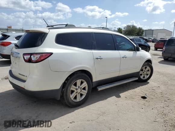 2014 Chevrolet Traverse LT с VIN 1GNKRHKD0EJ331733, выставлен на аукционе Copart как лот 55260405 с пробегом Не указан миль и Списание • Salvage title. История ставок и продаж доступна на DreamBid. Изображение 3.