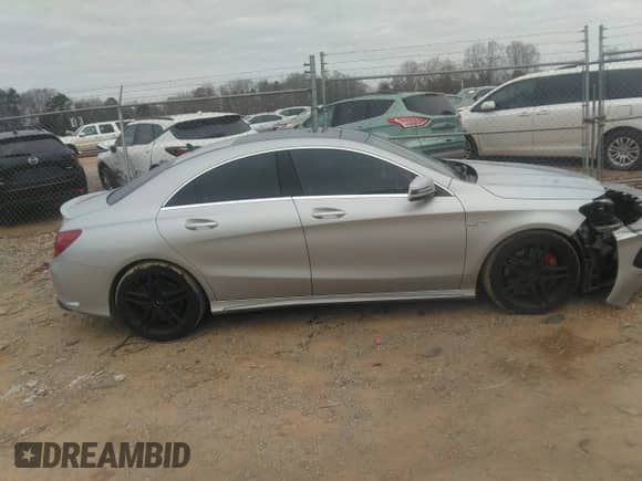 2014 Mercedes-Benz CLA 45 AMG с VIN WDDSJ5CB5EN105567, выставлен на аукционе IAAI как лот 41457747 с пробегом 94 538 миль миль и . История ставок и продаж доступна на DreamBid. Изображение 14.