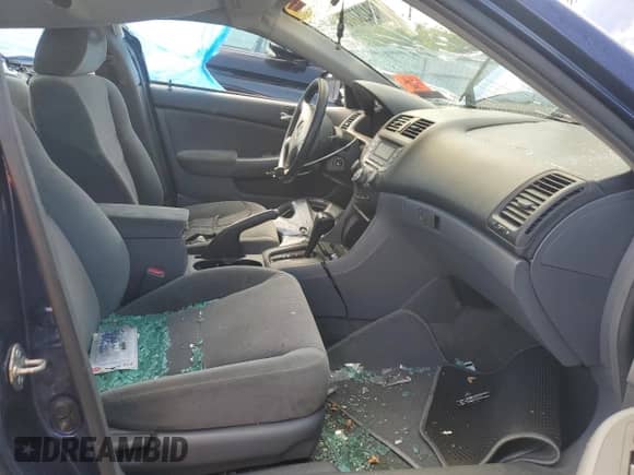 2003 Honda Accord LX с VIN 1HGCM56343A136079, выставлен на аукционе Copart как лот 84287775 с пробегом 185 300 миль миль и Списание • Salvage title. История ставок и продаж доступна на DreamBid. Изображение 7.