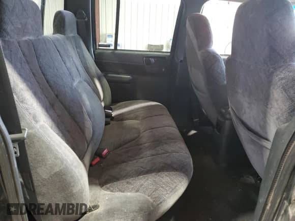 2001 Chevrolet S-10 LS with VIN 1GCDT13W11K256412, listed as a Copart auction lot 53254215 with 162,082 mi miles and Clean title. Bid and sale history available at DreamBid. Image 10.