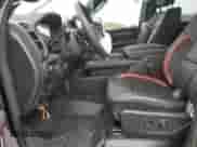 2025 Ram 1500 RHO z VIN 1C6SRFUP7SN716741, wystawiony jako Copart lot #60395825 z przebiegiem Nie podano mil oraz Szkoda całkowita • Salvage title. Historia ofert i sprzedaży dostępna na DreamBid. Obrazek 7.