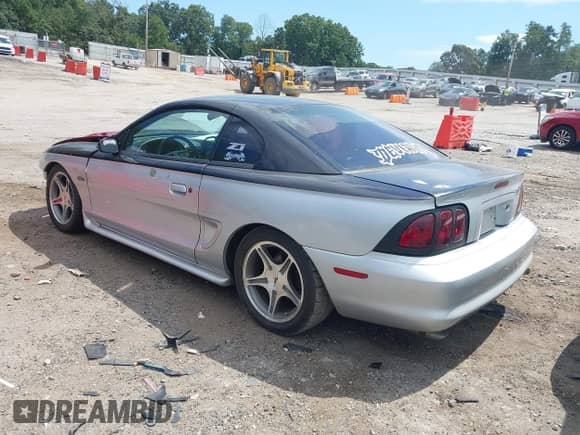 1998 Ford Mustang GT с VIN 1FAFP42X9WF104912, выставлен на аукционе IAAI как лот 43124465 с пробегом 164 445 миль миль и . История ставок и продаж доступна на DreamBid. Изображение 3.
