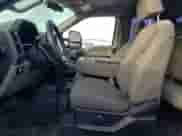 2017 Ford F-250 XLT z VIN 1FT7X2BT6HEC68398, wystawiony jako Copart lot #86244954 z przebiegiem 226 595 mil mil oraz Szkoda całkowita • Salvage title. Historia ofert i sprzedaży dostępna na DreamBid. Obrazek 7.