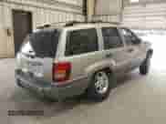 2003 Jeep Grand Cherokee Laredo z VIN 1J4GX48S23C539112, wystawiony jako IAAI lot #42735853 z przebiegiem 271 813 mil mil oraz . Historia ofert i sprzedaży dostępna na DreamBid. Obrazek 4.