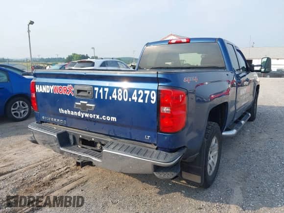 2017 Chevrolet Silverado 1500 LT с VIN 1GCVKREC1HZ243430, выставлен на аукционе IAAI как лот 42286200 с пробегом 107 804 миль миль и . История ставок и продаж доступна на DreamBid. Изображение 6.