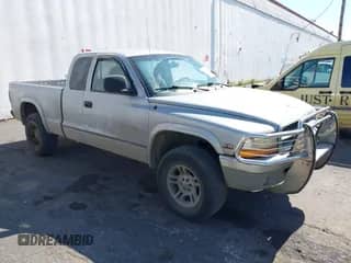 2000 Dodge Dakota Sport with VIN 1B7GG22N6YS526101, listed as a IAAI auction lot 42646766 with 236,142 mi miles and . Bid and sale history available at DreamBid. Image 1.