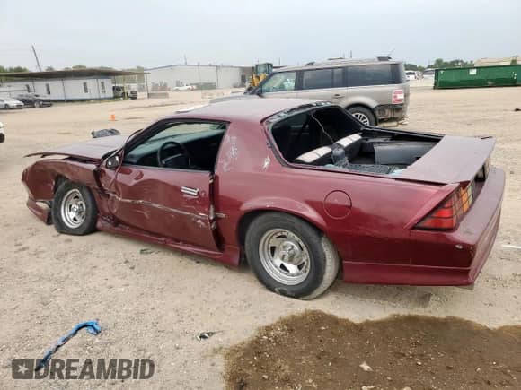 1992 Chevrolet Camaro RS с VIN 1G1FP23E8NL154527, выставлен на аукционе Copart как лот 66905925 с пробегом 205 272 миль миль и Списание • Salvage title. История ставок и продаж доступна на DreamBid. Изображение 2.