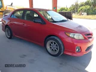 2011 Toyota Corolla S с VIN 2T1BU4EE8BC738209, выставлен на аукционе IAAI как лот 43498096 с пробегом 179 650 миль миль и . История ставок и продаж доступна на DreamBid. Изображение 1.