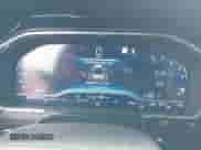 2022 Chevrolet Silverado 1500 RST z VIN 1GCUDEET6NZ610302, wystawiony jako IAAI lot #42176569 z przebiegiem 113 137 mil mil oraz . Historia ofert i sprzedaży dostępna na DreamBid. Obrazek 7.