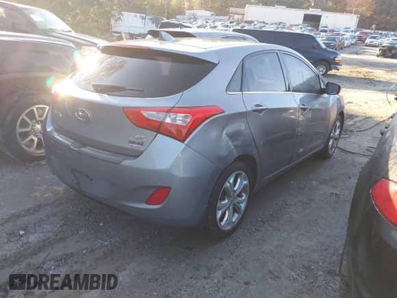 2016 Hyundai Elantra z VIN KMHD35LH1GU271834, wystawiony jako IAAI lot #43596096 z przebiegiem Nie podano mil oraz . Historia ofert i sprzedaży dostępna na DreamBid. Obrazek 4.