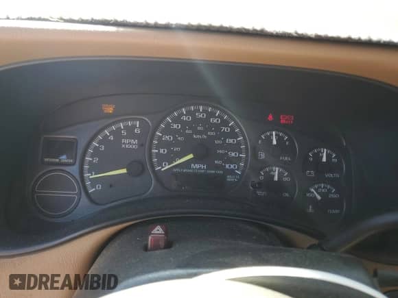 2000 Chevrolet Silverado 1500 LS z VIN 2GCEC19T1Y1270581, wystawiony jako Copart lot #82360295 z przebiegiem Nie podano mil oraz Szkoda całkowita • Salvage title. Historia ofert i sprzedaży dostępna na DreamBid. Obrazek 9.