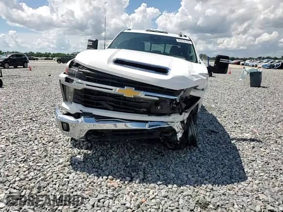 2024 Chevrolet Silverado 2500HD LT z VIN 2GC4YNEY6R1272978, wystawiony jako Copart lot #80916195 z przebiegiem 38 181 mil mil oraz Szkoda całkowita • Salvage title. Historia ofert i sprzedaży dostępna na DreamBid. Obrazek 14.