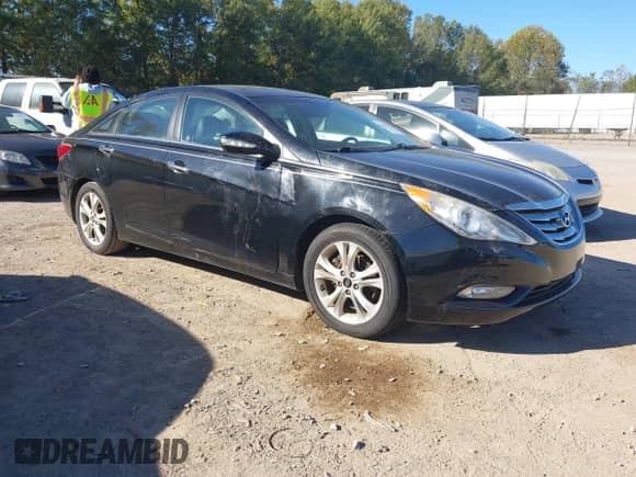 2011 Hyundai Sonata SE z VIN 5NPEC4AC3BH168797, wystawiony jako IAAI lot #43412178 z przebiegiem Nie podano mil oraz . Historia ofert i sprzedaży dostępna na DreamBid. Obrazek 1.