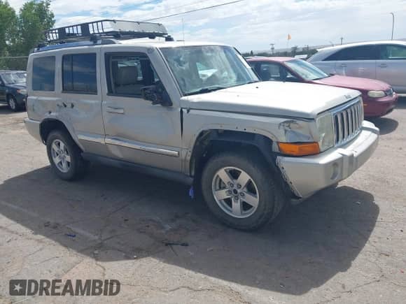 2007 Jeep Commander Limited с VIN 1J8HG58P77C635747, выставлен на аукционе IAAI как лот 42474477 с пробегом 173 950 миль миль и . История ставок и продаж доступна на DreamBid. Изображение 1.