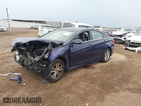 2014 Hyundai Sonata GLS z VIN 5NPEB4AC4EH947892, wystawiony jako IAAI lot #43435856 z przebiegiem Nie podano mil oraz . Historia ofert i sprzedaży dostępna na DreamBid. Obrazek 2.