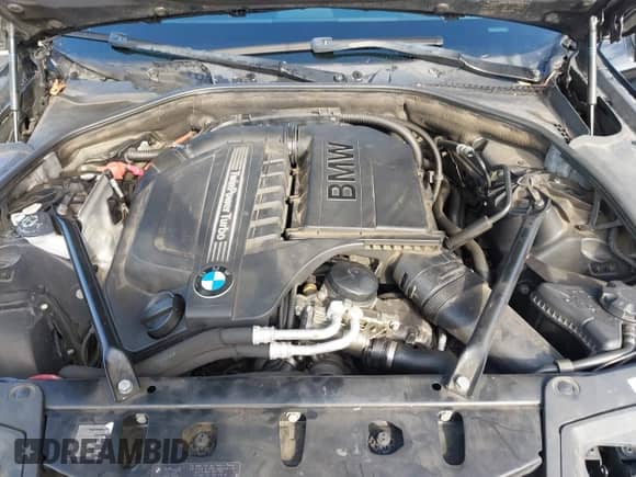 2013 BMW 5 Series 535i с VIN WBAFR7C56DC827194, выставлен на аукционе IAAI как лот 43242537 с пробегом 133 500 миль миль и . История ставок и продаж доступна на DreamBid. Изображение 10.