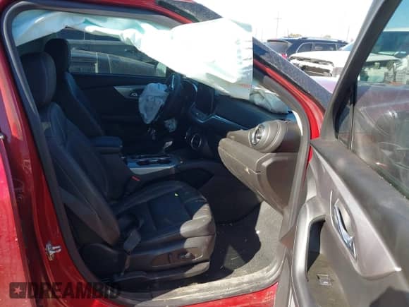 2023 Chevrolet Blazer LT с VIN 3GNKBDRS4PS183105, выставлен на аукционе IAAI как лот 41461921 с пробегом 22 114 миль миль и . История ставок и продаж доступна на DreamBid. Изображение 5.