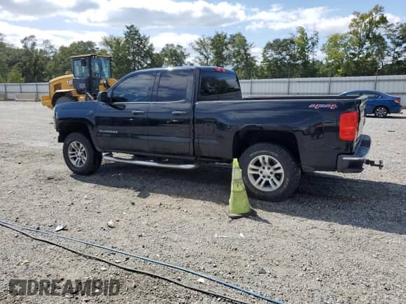 2014 Chevrolet Silverado 1500 LT z VIN 1GCVKREC5EZ263532, wystawiony jako Copart lot #71965465 z przebiegiem 156 056 mil mil oraz Szkoda całkowita • Salvage title. Historia ofert i sprzedaży dostępna na DreamBid. Obrazek 2.
