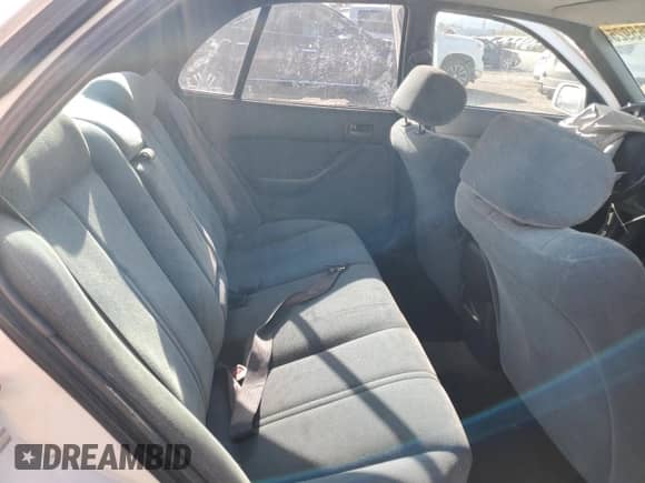 1992 Toyota Camry LE с VIN 4T1SK12E0NU064956, выставлен на аукционе Copart как лот 50665925 с пробегом 228 909 миль миль и Списание • Salvage title. История ставок и продаж доступна на DreamBid. Изображение 11.