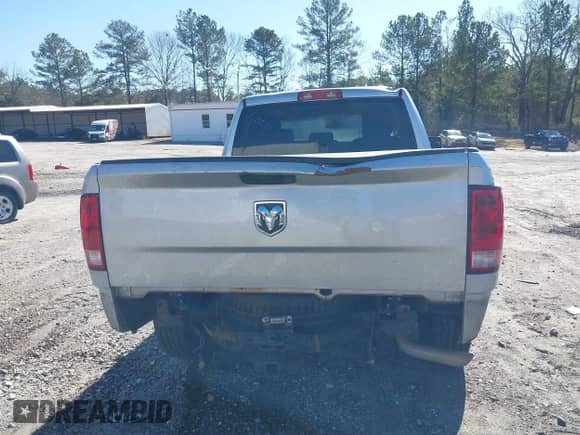 2017 Ram 1500 Tradesman с VIN 1C6RR6FG2HS735994, выставлен на аукционе IAAI как лот 41489327 с пробегом 75 347 миль миль и . История ставок и продаж доступна на DreamBid. Изображение 16.