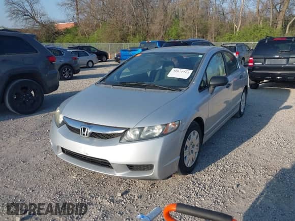 2009 Honda Civic with VIN 1HGFA15309L011836, listed as a IAAI auction lot 42071712 with 175,043 mi miles and . Bid and sale history available at DreamBid. Image 2.